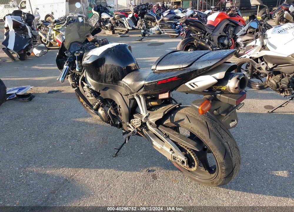 2004 HONDA CBR1000 RR VIN: JH2SC57094M002967
