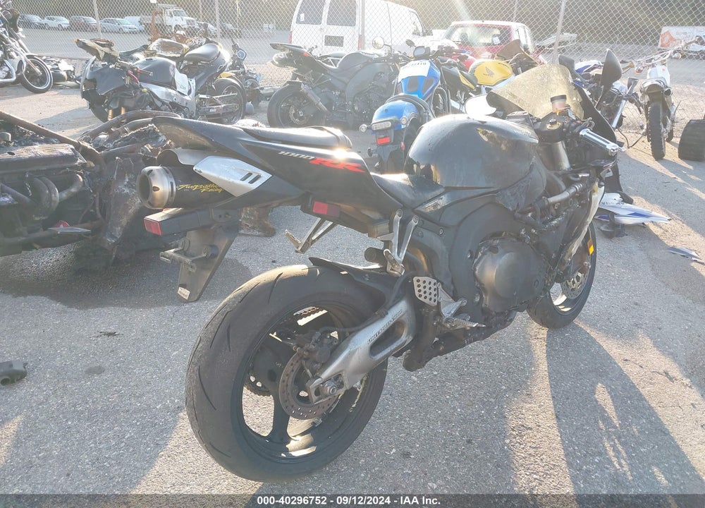 2004 HONDA CBR1000 RR VIN: JH2SC57094M002967