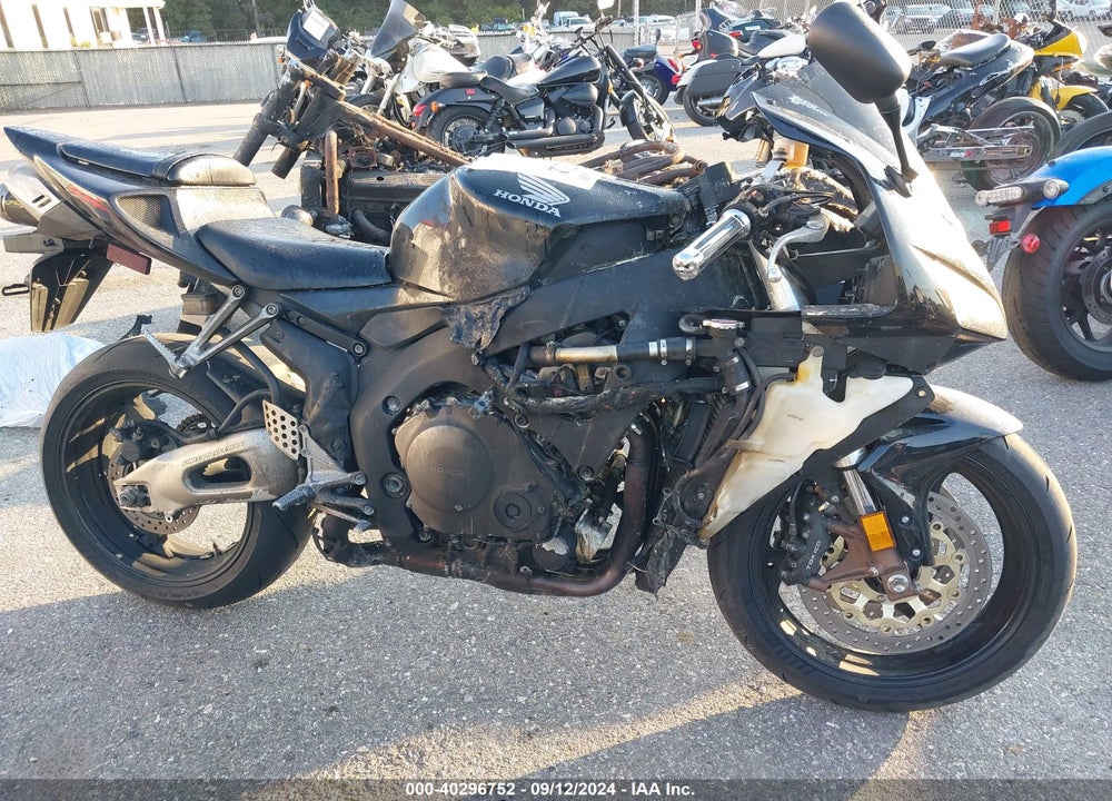 2004 HONDA CBR1000 RR VIN: JH2SC57094M002967