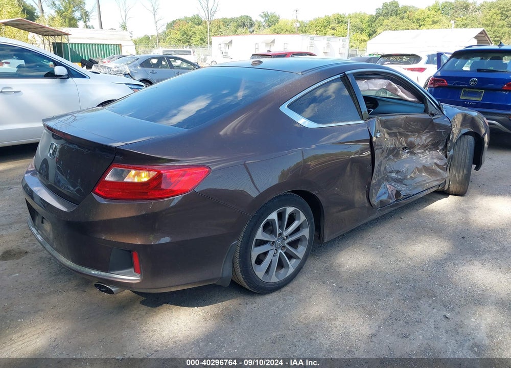 2014 HONDA ACCORD VIN: 1HGCT2B84EA005501