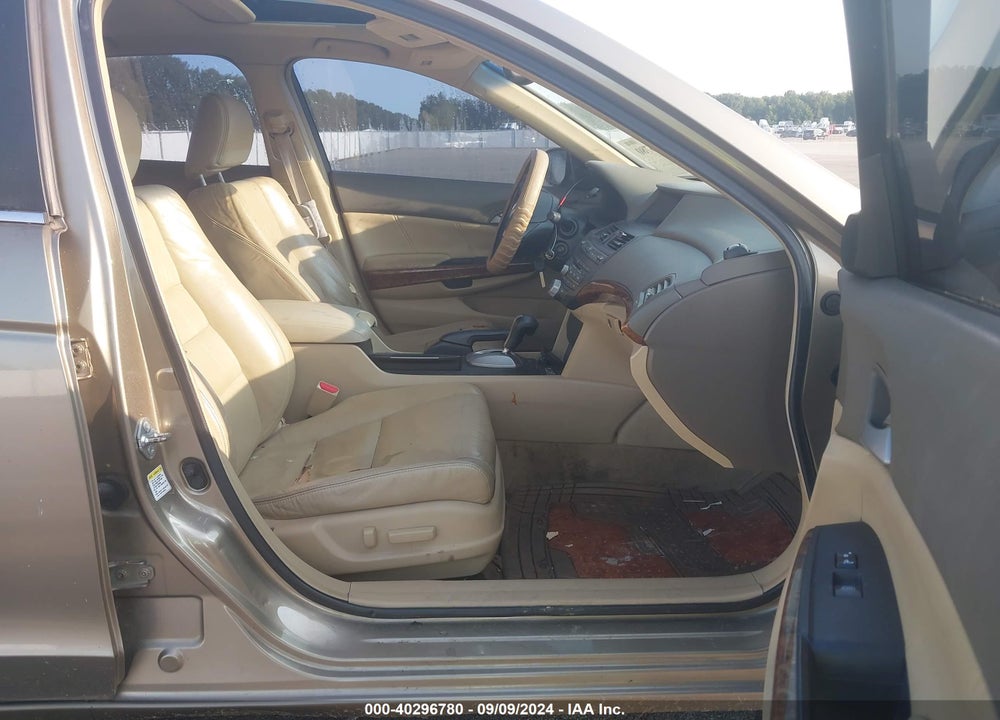 2009 HONDA ACCORD VIN: 1HGCP36839A040623