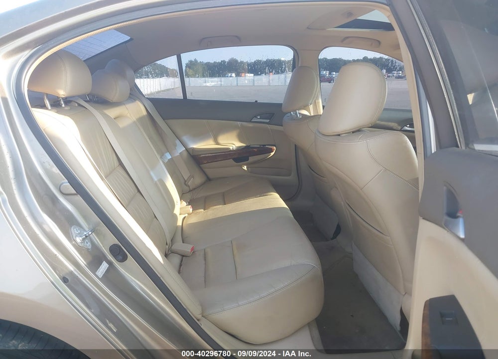 2009 HONDA ACCORD VIN: 1HGCP36839A040623