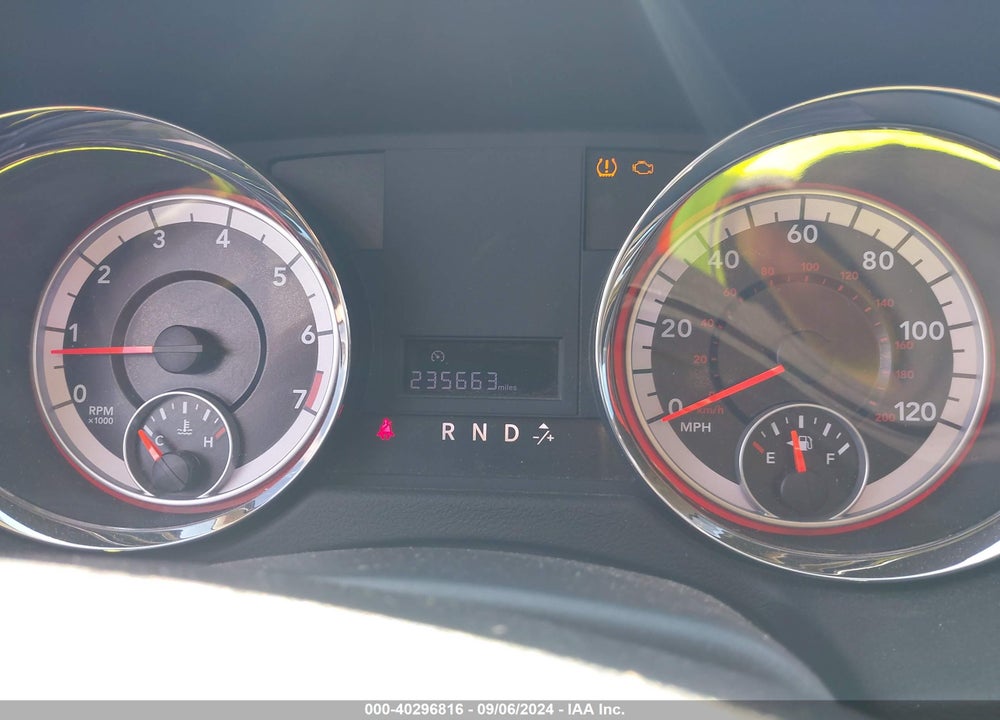 2011 DODGE GRAND CARAVAN EXPRESS VIN: 2D4RN4DG4BR611913