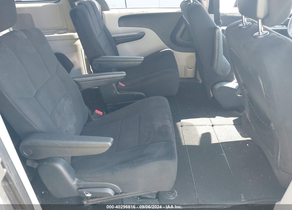 2011 DODGE GRAND CARAVAN EXPRESS VIN: 2D4RN4DG4BR611913