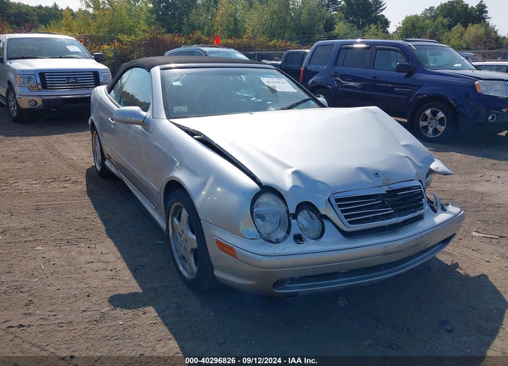 2002 MERCEDES-BENZ CLK 430 VIN: WDBLK70G72T100254