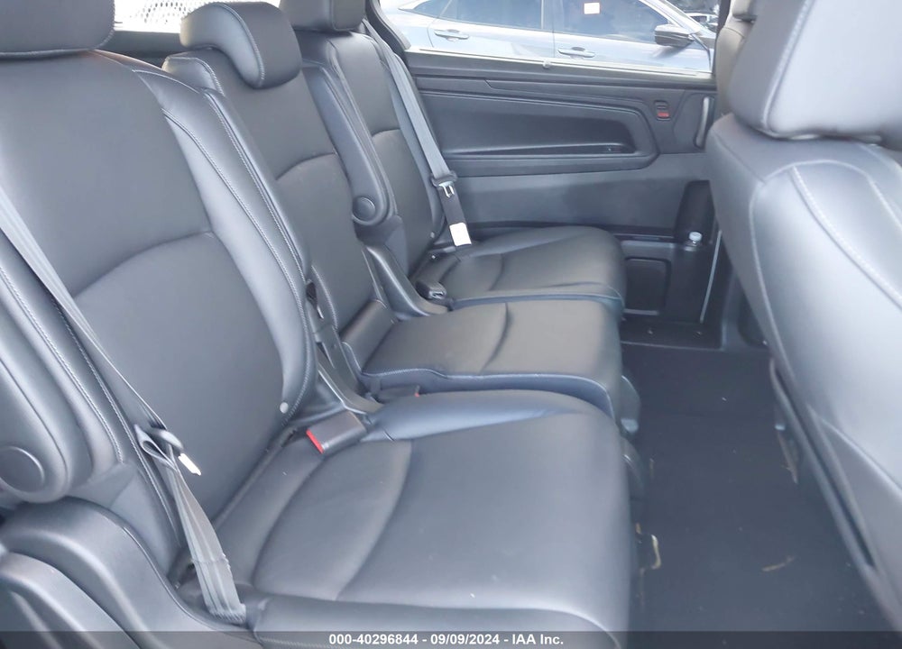 2024 HONDA ODYSSEY VIN: 5FNRL6H6XRB007868
