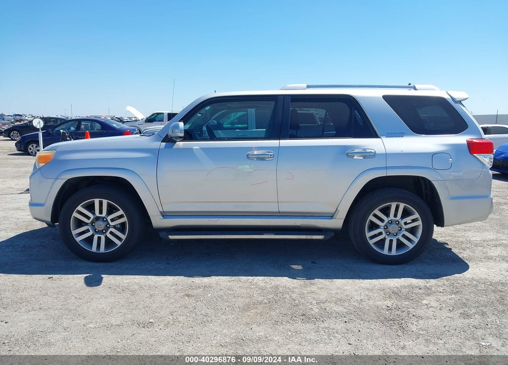 2011 TOYOTA 4RUNNER LIMITED V6 VIN: JTEZU5JR7B5024027