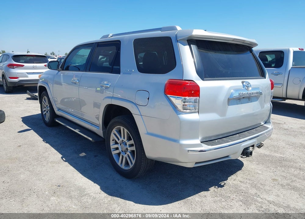 2011 TOYOTA 4RUNNER LIMITED V6 VIN: JTEZU5JR7B5024027