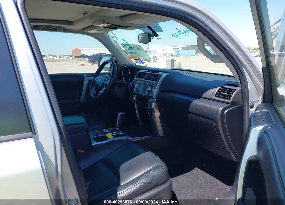 2011 TOYOTA 4RUNNER LIMITED V6 VIN: JTEZU5JR7B5024027
