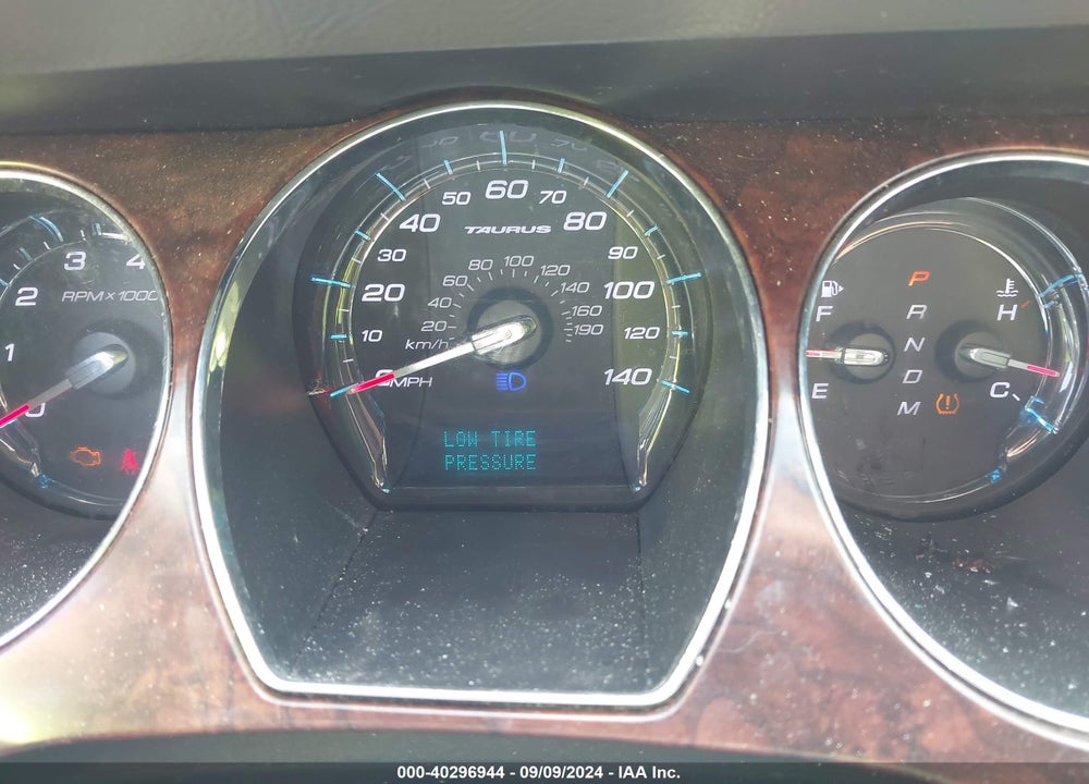 2010 FORD TAURUS SEL VIN: 1FAHP2EW2AG154537