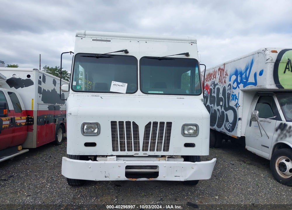 2010 WORKHORSE CUSTOM CHASSIS COMMERCIAL CHASSIS W62 VIN: 5B4MPG29XA3440203