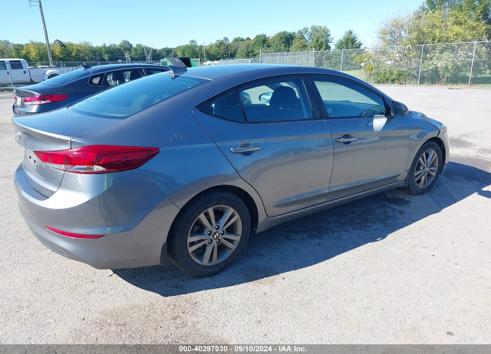 2018 HYUNDAI ELANTRA SEL VIN: 5NPD84LF6JH265513