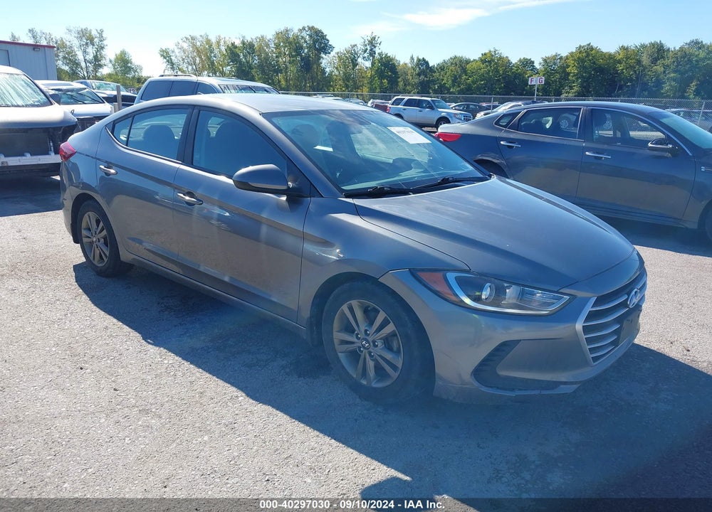 2018 HYUNDAI ELANTRA SEL VIN: 5NPD84LF6JH265513