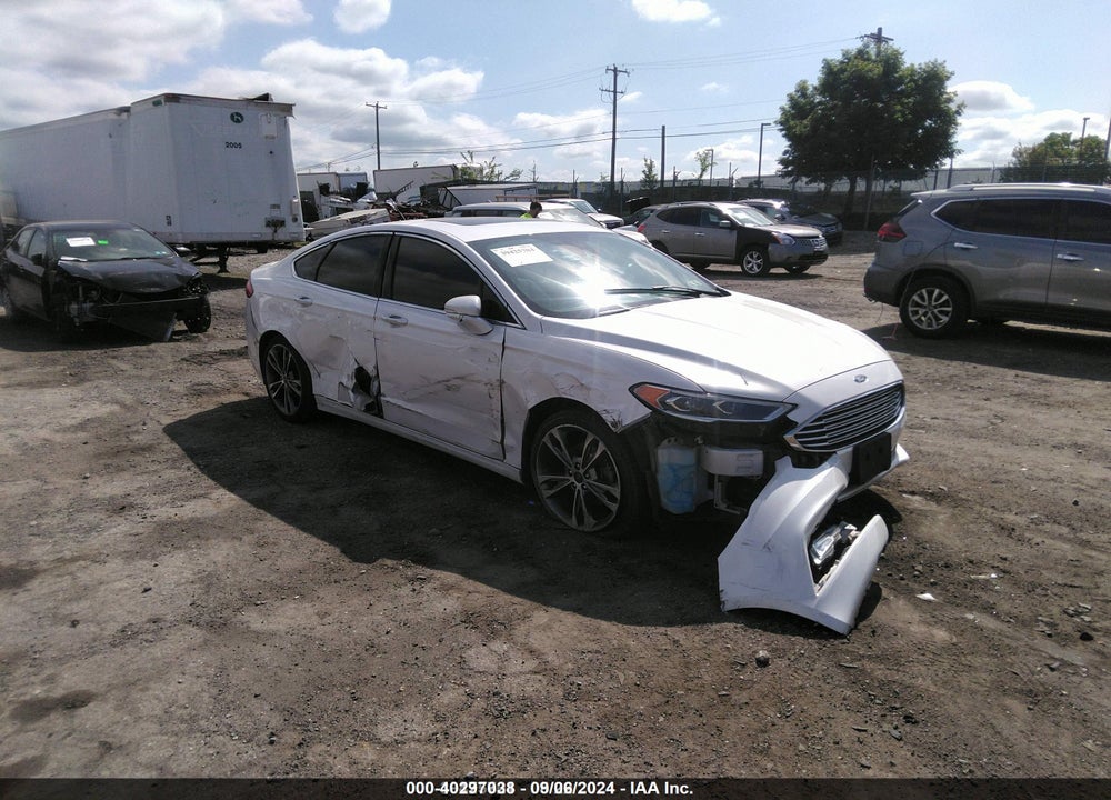 2017 FORD FUSION TITANIUM VIN: 3FA6P0K9XHR118656