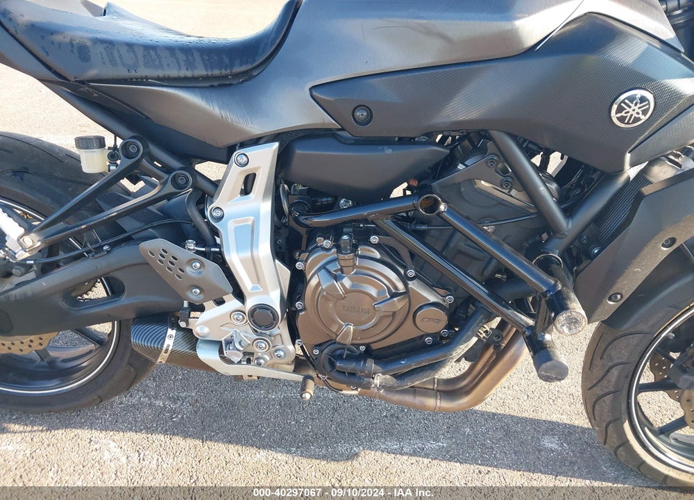 2017 YAMAHA FZ07 VIN: JYARM06EXHA012463