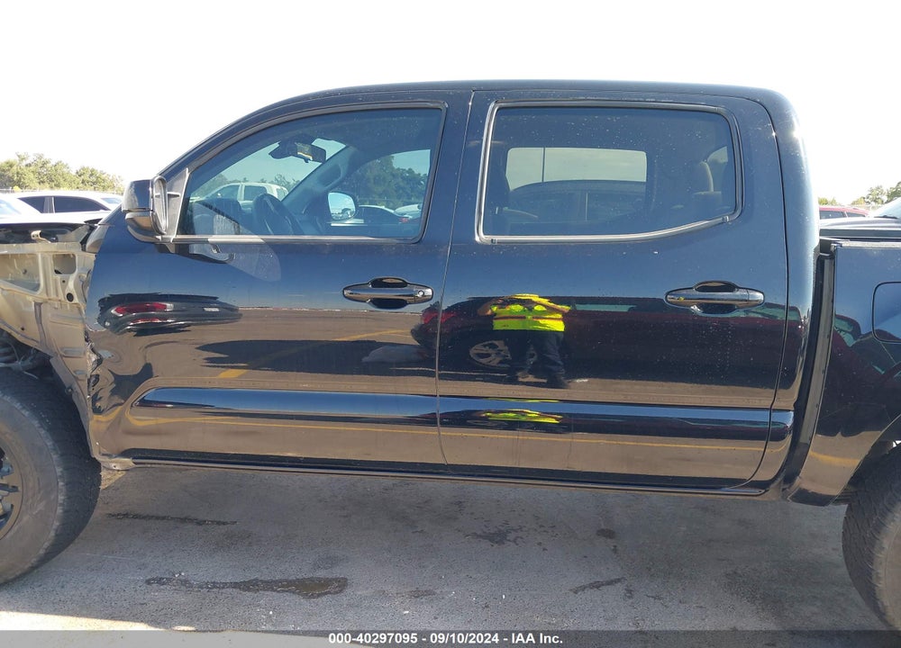 2021 TOYOTA TACOMA SR VIN: 5TFAX5GN8MX194725