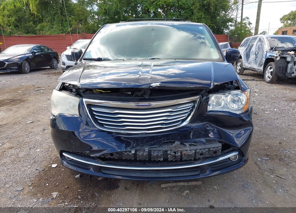 2011 CHRYSLER TOWN & COUNTRY TOURING VIN: 2A4RR5DG5BR630553