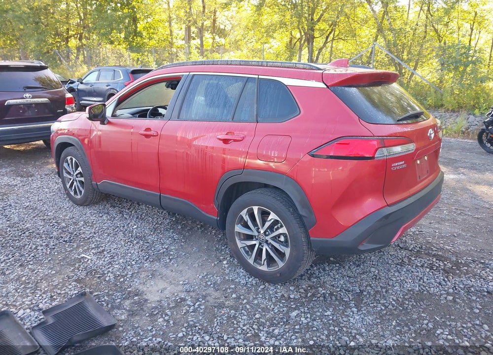 2023 TOYOTA COROLLA CROSS XLE VIN: 7MUDAABG1PV060185