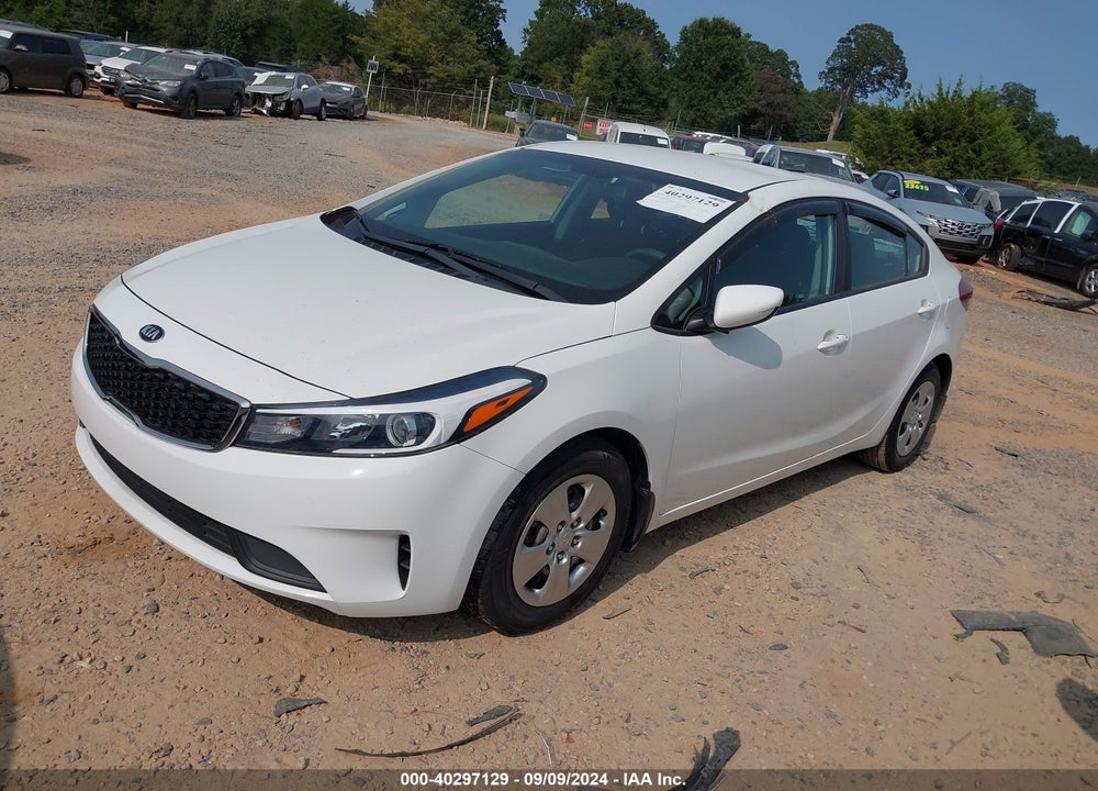 2018 KIA FORTE LX VIN: 3KPFK4A78JE242115