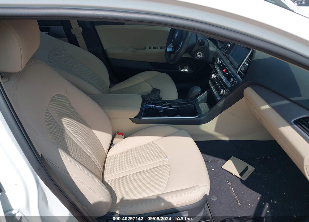 2019 HYUNDAI SONATA SE VIN: 5NPE24AF2KH761886