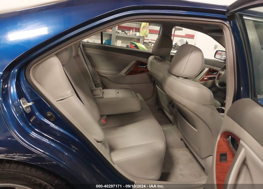 2009 TOYOTA CAMRY XLE VIN: 4T4BE46KX9R052561