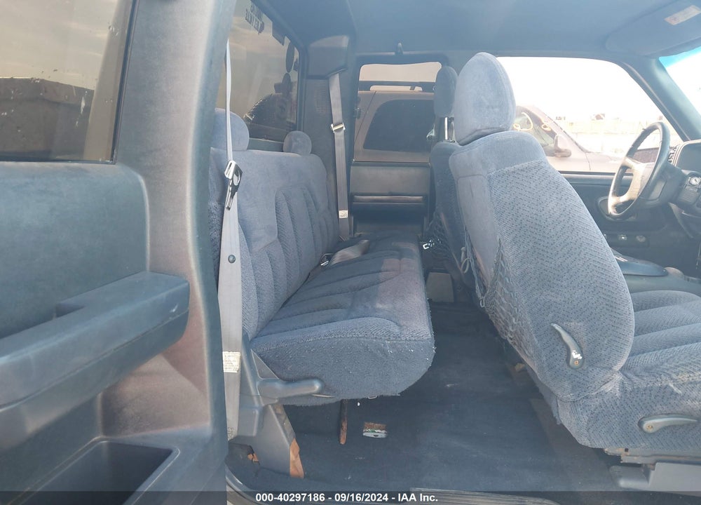 1997 GMC SIERRA 1500 SL WIDESIDE VIN: 2GTEK19RXV1544623