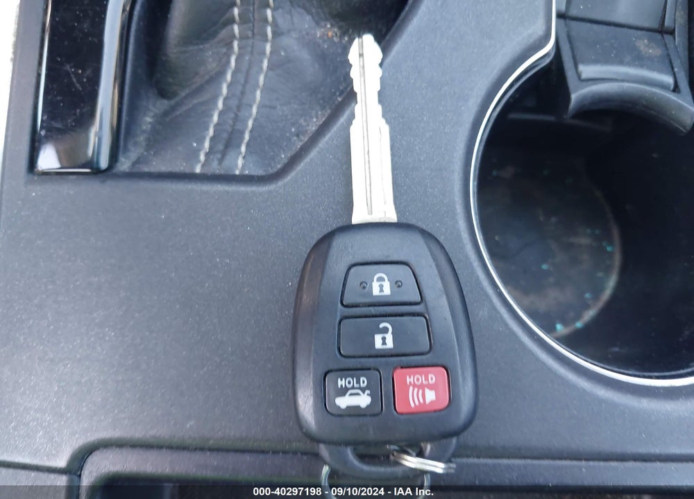 2016 TOYOTA CAMRY LE VIN: 4T1BF1FK2GU232877