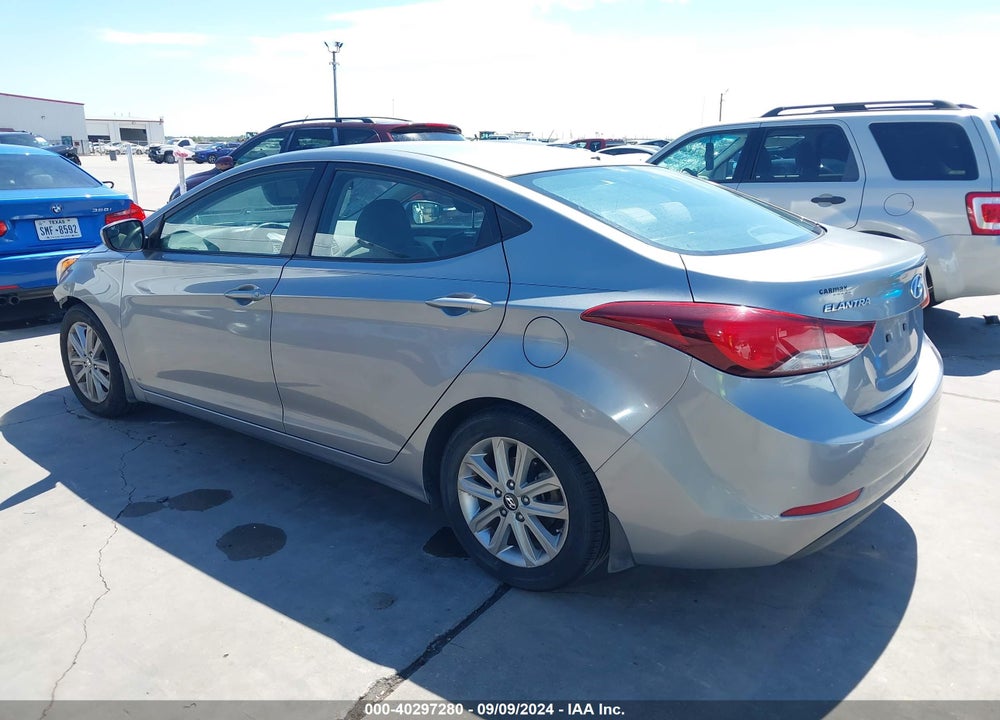 2015 HYUNDAI ELANTRA SE VIN: KMHDH4AE4FU300469