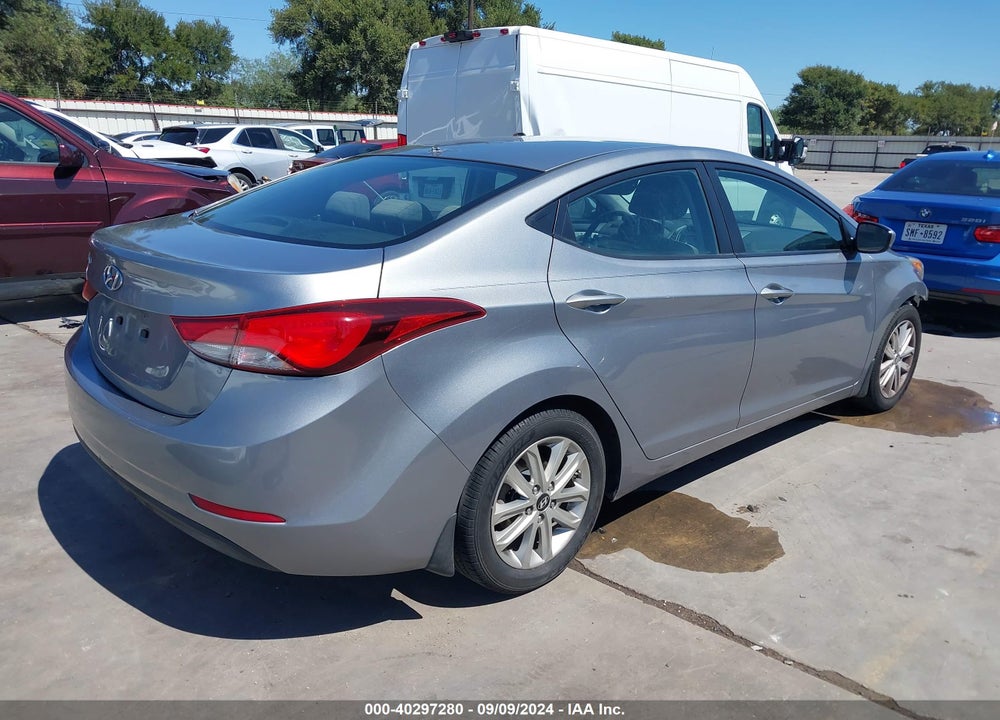 2015 HYUNDAI ELANTRA SE VIN: KMHDH4AE4FU300469
