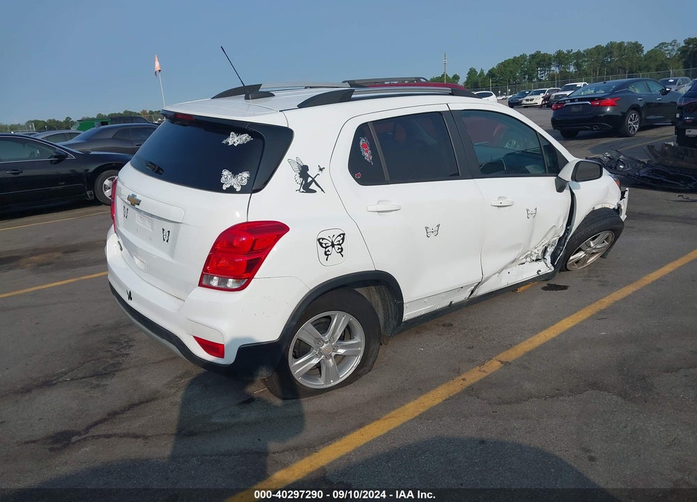 2022 CHEVROLET TRAX FWD LT VIN: KL7CJLSM9NB559258
