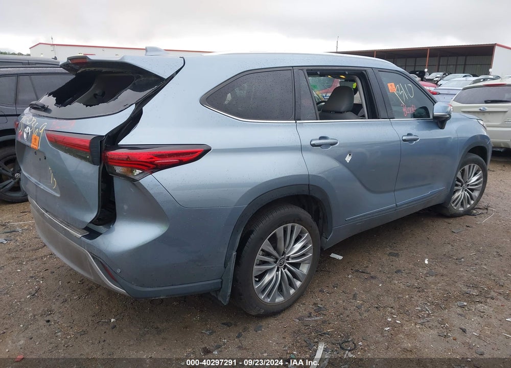 2022 TOYOTA HIGHLANDER PLATINUM VIN: 5TDFZRBH4NS239689