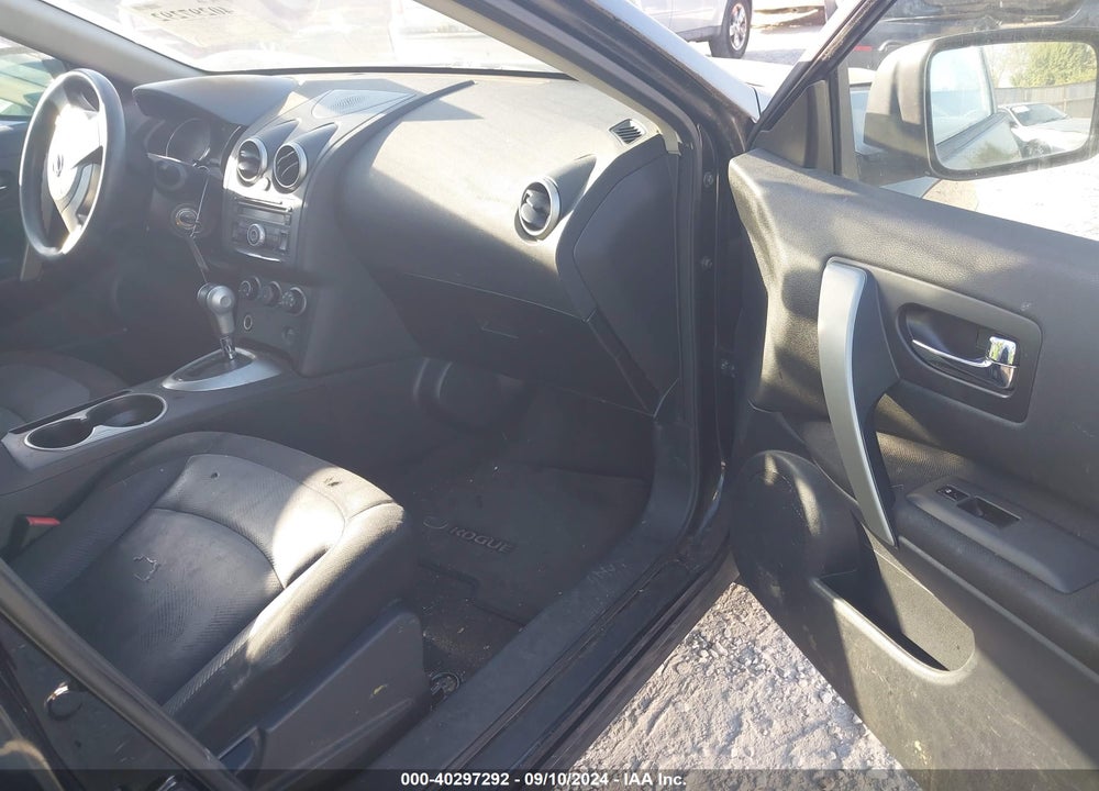 2011 NISSAN ROGUE S VIN: JN8AS5MVXBW311828