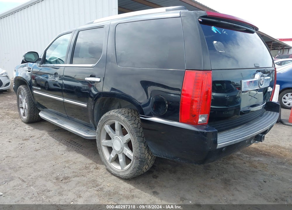 2007 CADILLAC ESCALADE STANDARD VIN: 1GYFK63897R384952