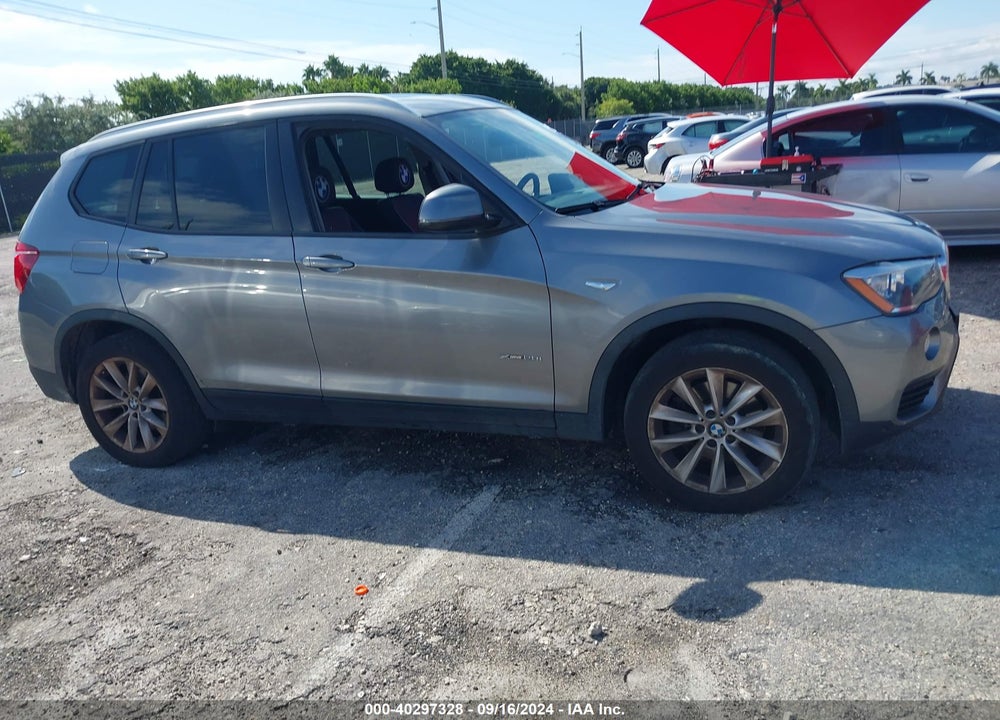 2017 BMW X3 XDRIVE28I VIN: 5UXWX9C3XH0T18637