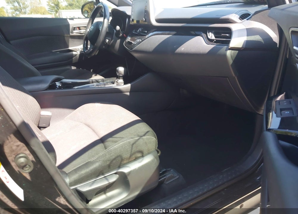 2019 TOYOTA C-HR XLE VIN: JTNKHMBX7K1032780