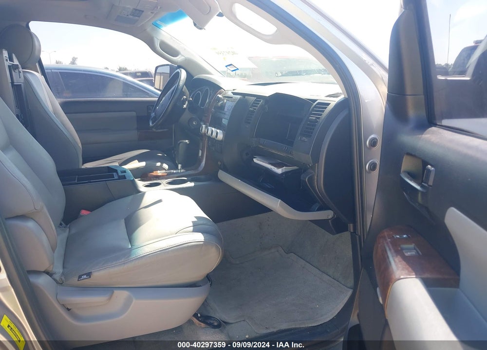 2010 TOYOTA SEQUOIA SR5 4.6L V8 VIN: 5TDZM5G16AS002177