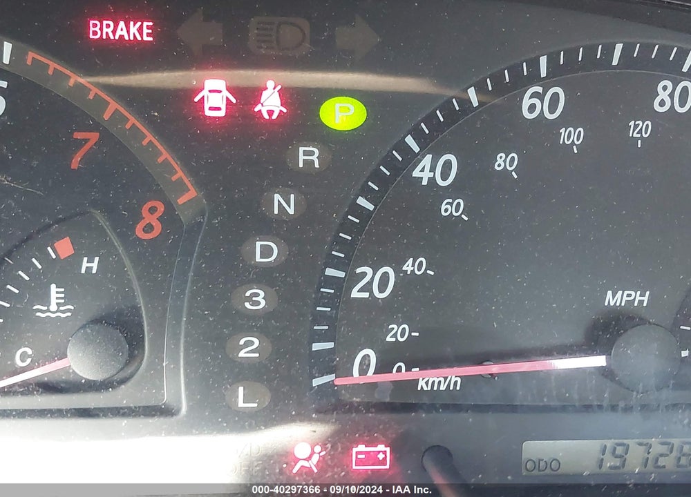2003 TOYOTA CAMRY XLE V6 VIN: 4T1BF32K33U057695