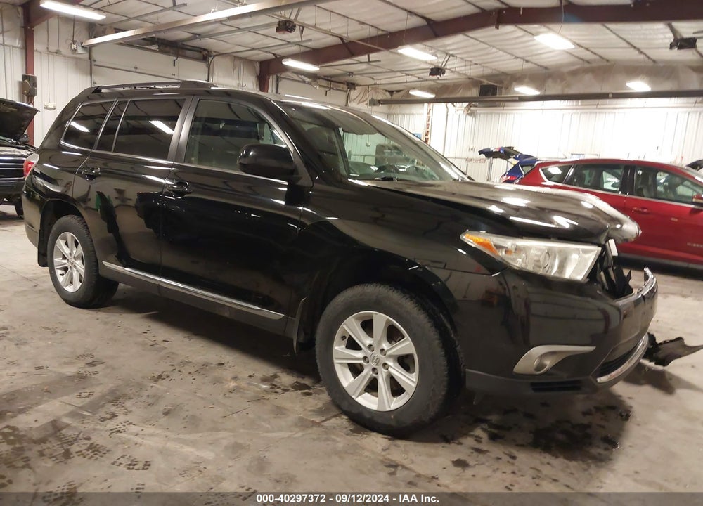 2013 TOYOTA HIGHLANDER SE V6 VIN: 5TDBK3EH0DS194101