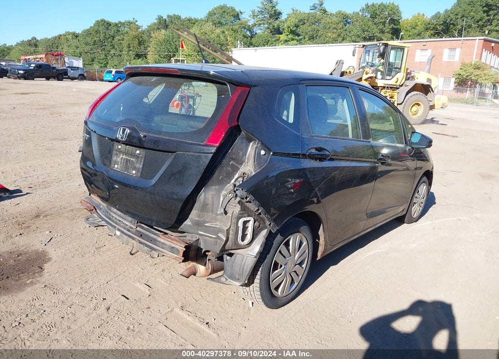 2015 HONDA FIT LX VIN: 3HGGK5H55FM744027