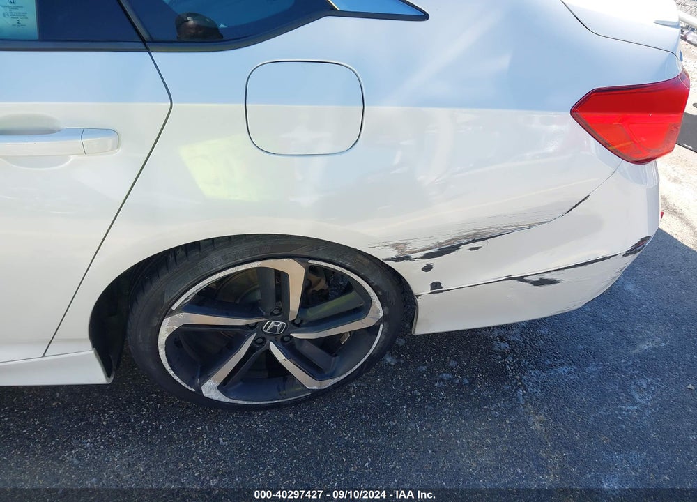 2018 HONDA ACCORD SPORT VIN: 1HGCV1F3XJA072035