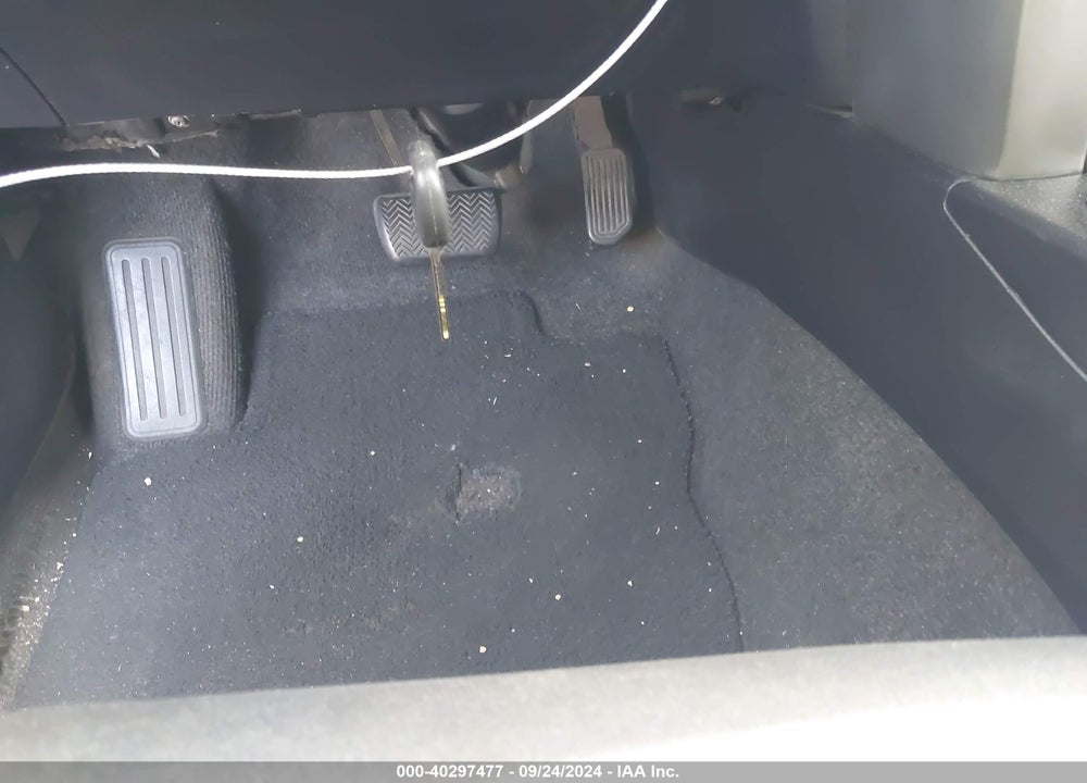 2015 TOYOTA RAV4 XLE VIN: 2T3WFREVXFW150221