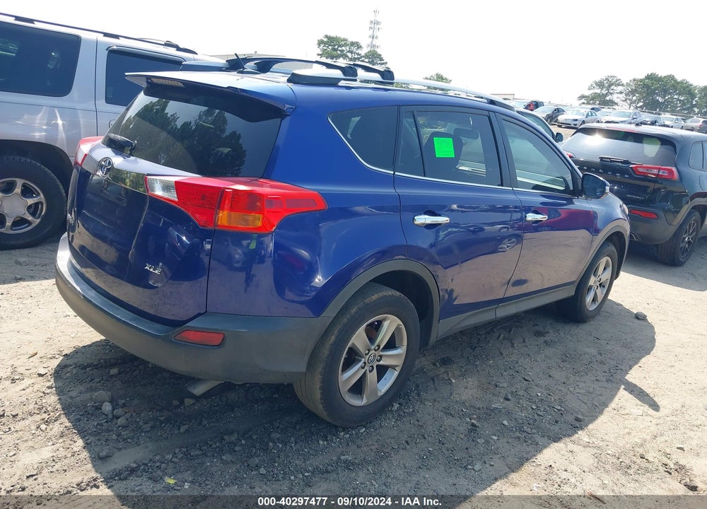 2015 TOYOTA RAV4 XLE VIN: 2T3WFREVXFW150221