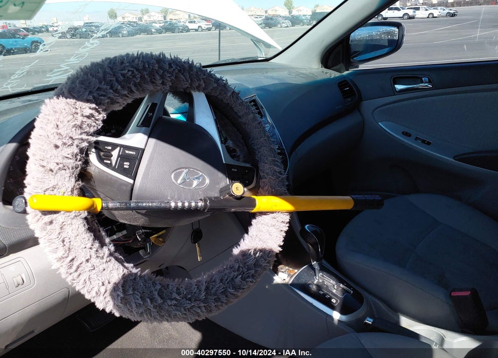 2013 HYUNDAI ACCENT SE VIN: KMHCU5AE9DU065318