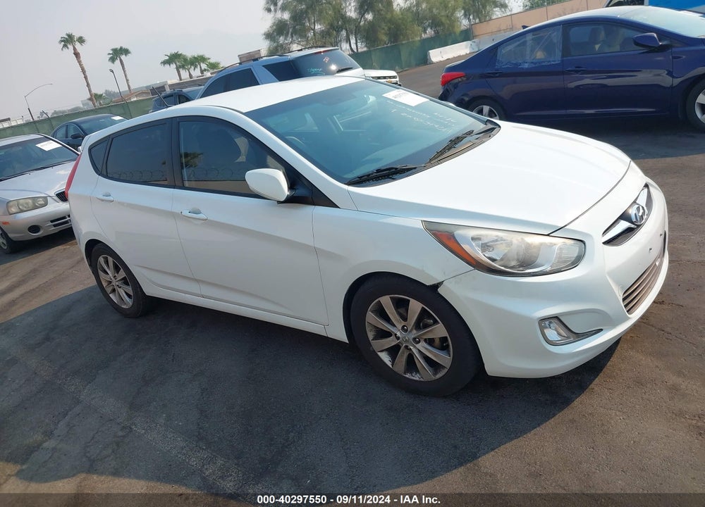 2013 HYUNDAI ACCENT SE VIN: KMHCU5AE9DU065318