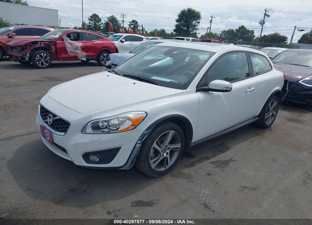 2013 VOLVO C30 T5 VIN: YV1672MK4D2307687