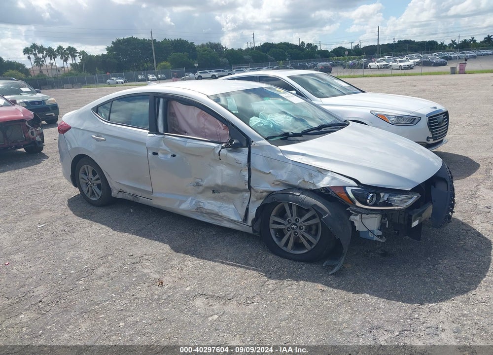2017 HYUNDAI ELANTRA SE VIN: 5NPD84LF8HH061175