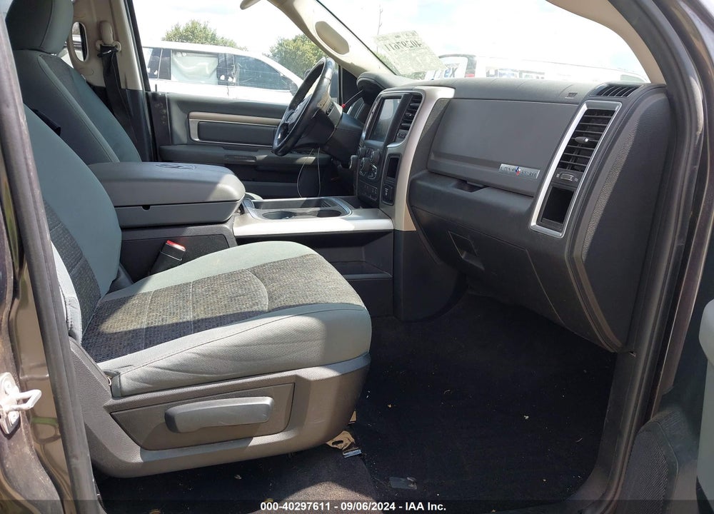 2017 RAM 1500 LONE STAR 4X4 5'7 BOX VIN: 1C6RR7LT1HS560659