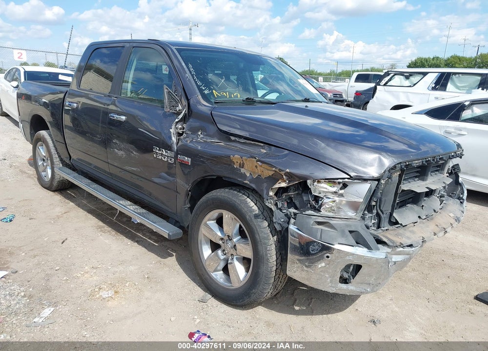 2017 RAM 1500 LONE STAR 4X4 5'7 BOX VIN: 1C6RR7LT1HS560659