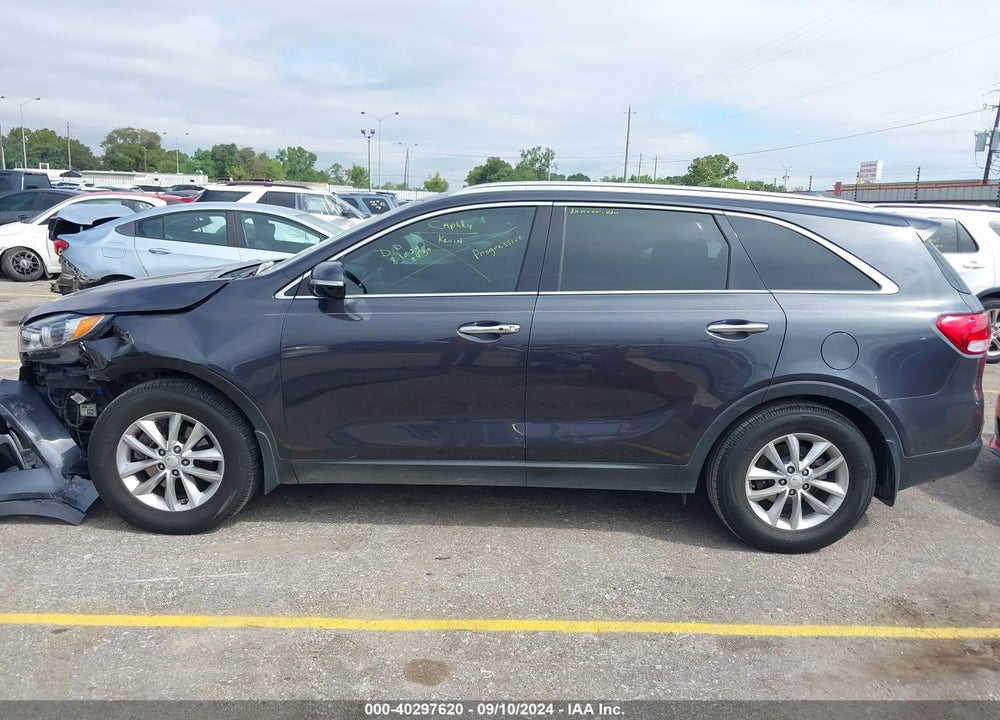2017 KIA SORENTO 3.3L EX VIN: 5XYPH4A50HG321602