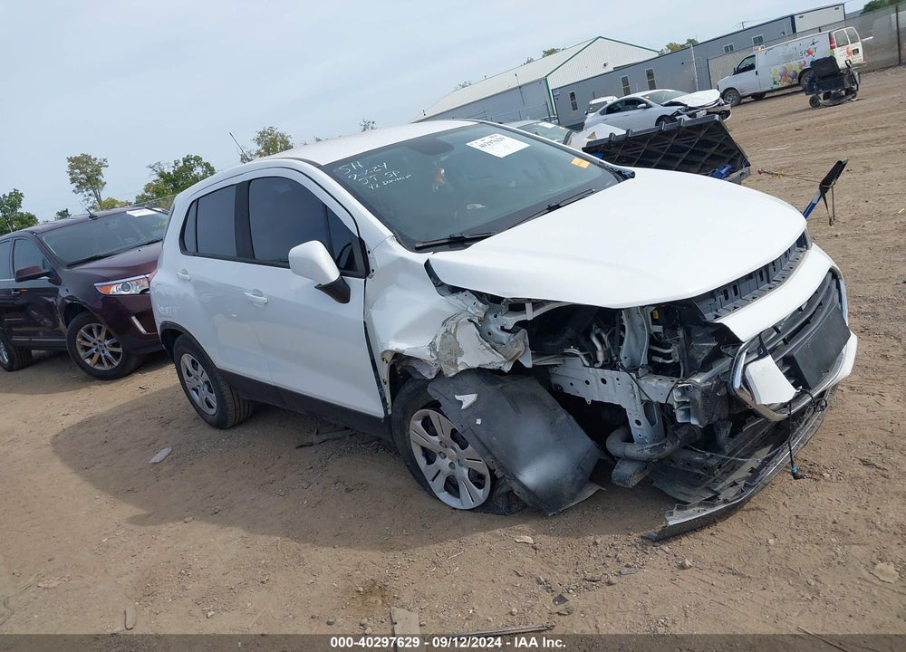 2018 CHEVROLET TRAX LS VIN: KL7CJKSB2JB501947